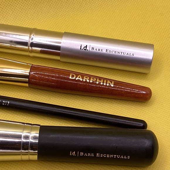 VINTAGE MAKEUP BRUSHES MIXED BRAND LOT of 5 - Picture 3 of 6